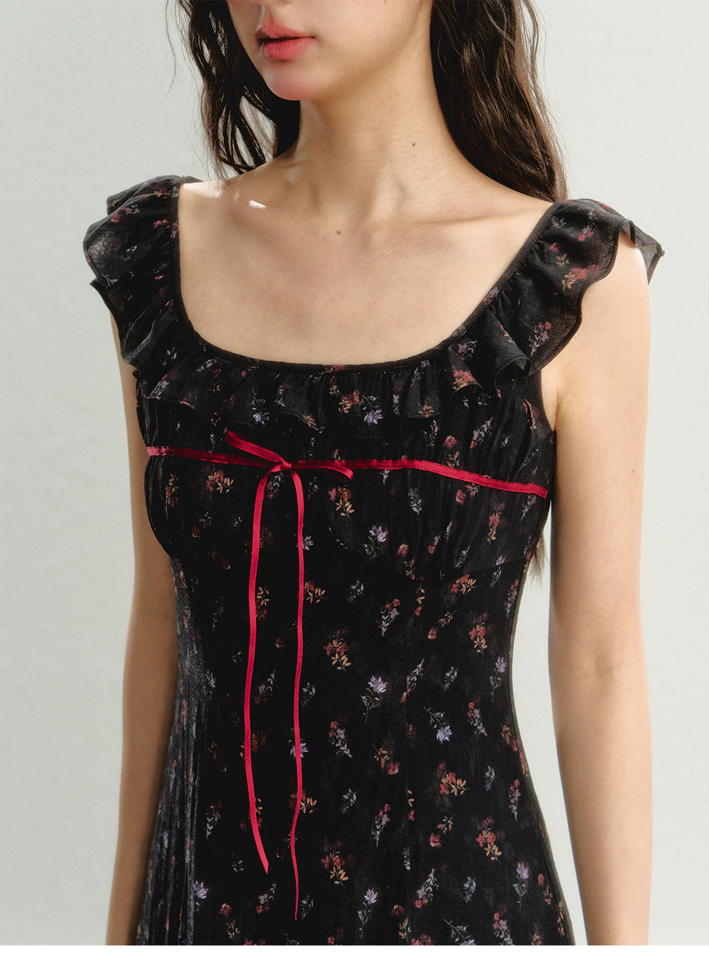 Women’s Sleeveless Floral Suspender Skirt