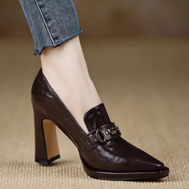 Women's Retro Chunky Heel Pointed Toe Pumps – Slip-On Office Heels