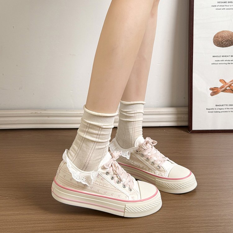 Women's Lace Frill Floral Embroidery Canvas Sneakers – Low-Top Lace-Up
