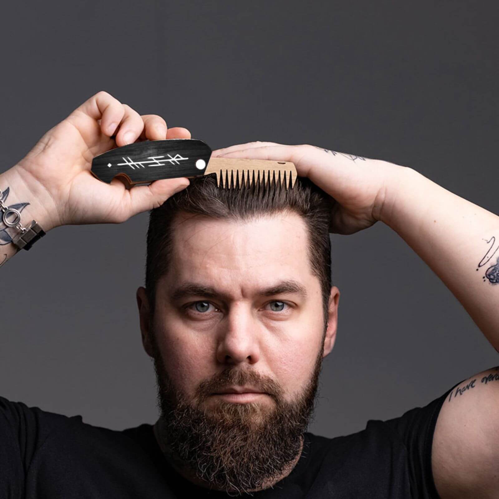 Wooden Beard Comb - Magic Circle