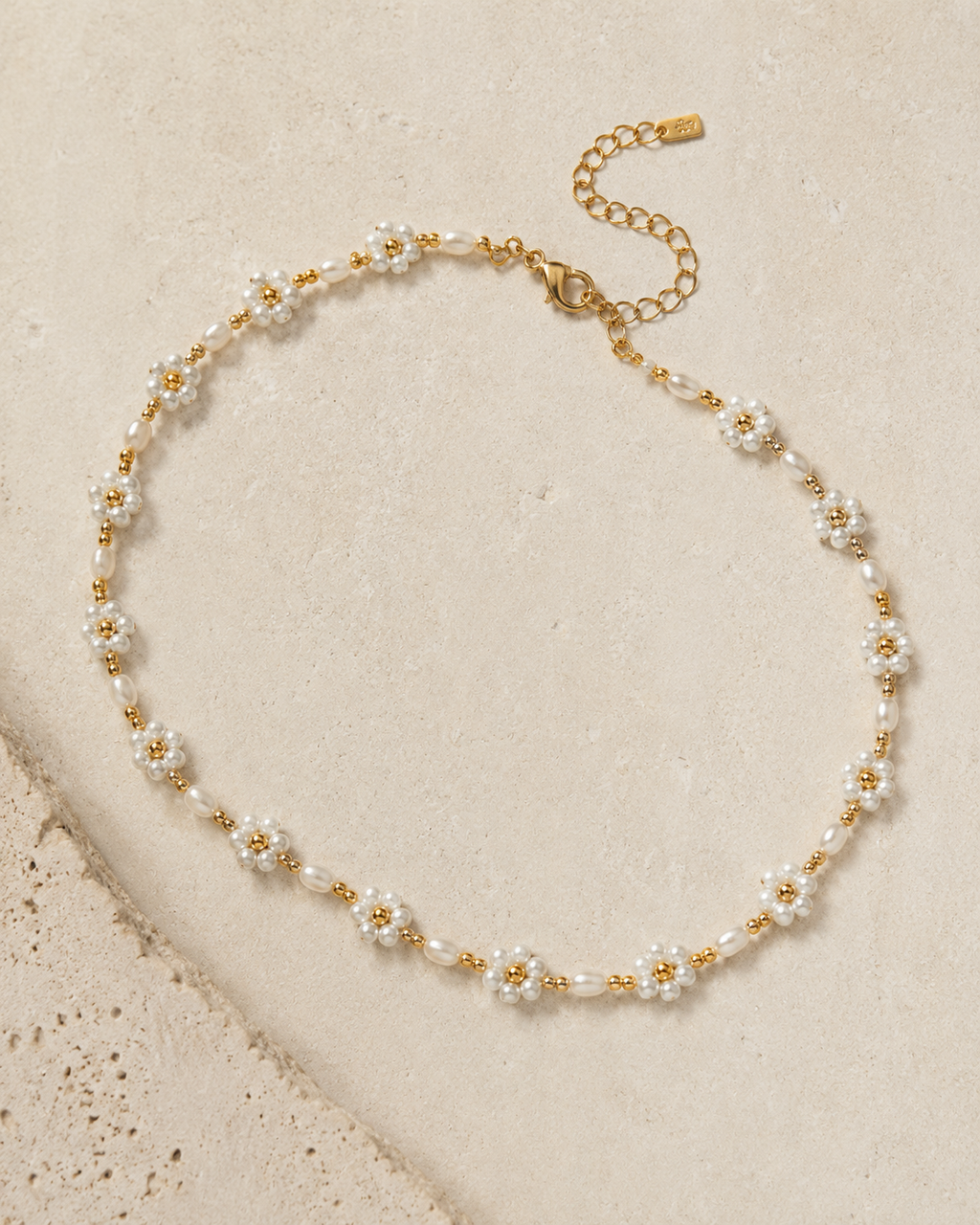 Freshwater Pearl and Flower Beaded Necklace