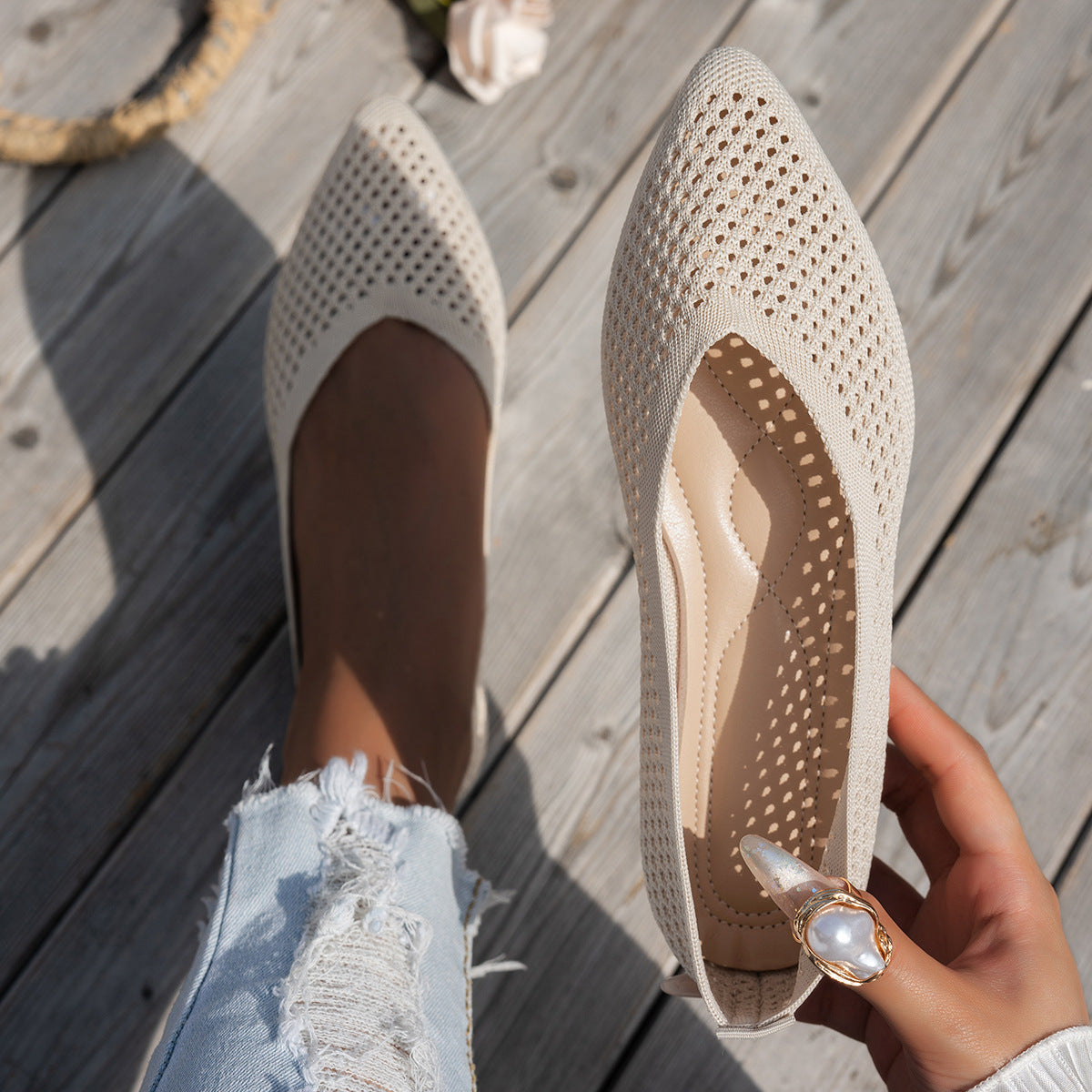 Women's Pointed Toe Flyknit Slip-On Loafers – Flat Casual Shoes