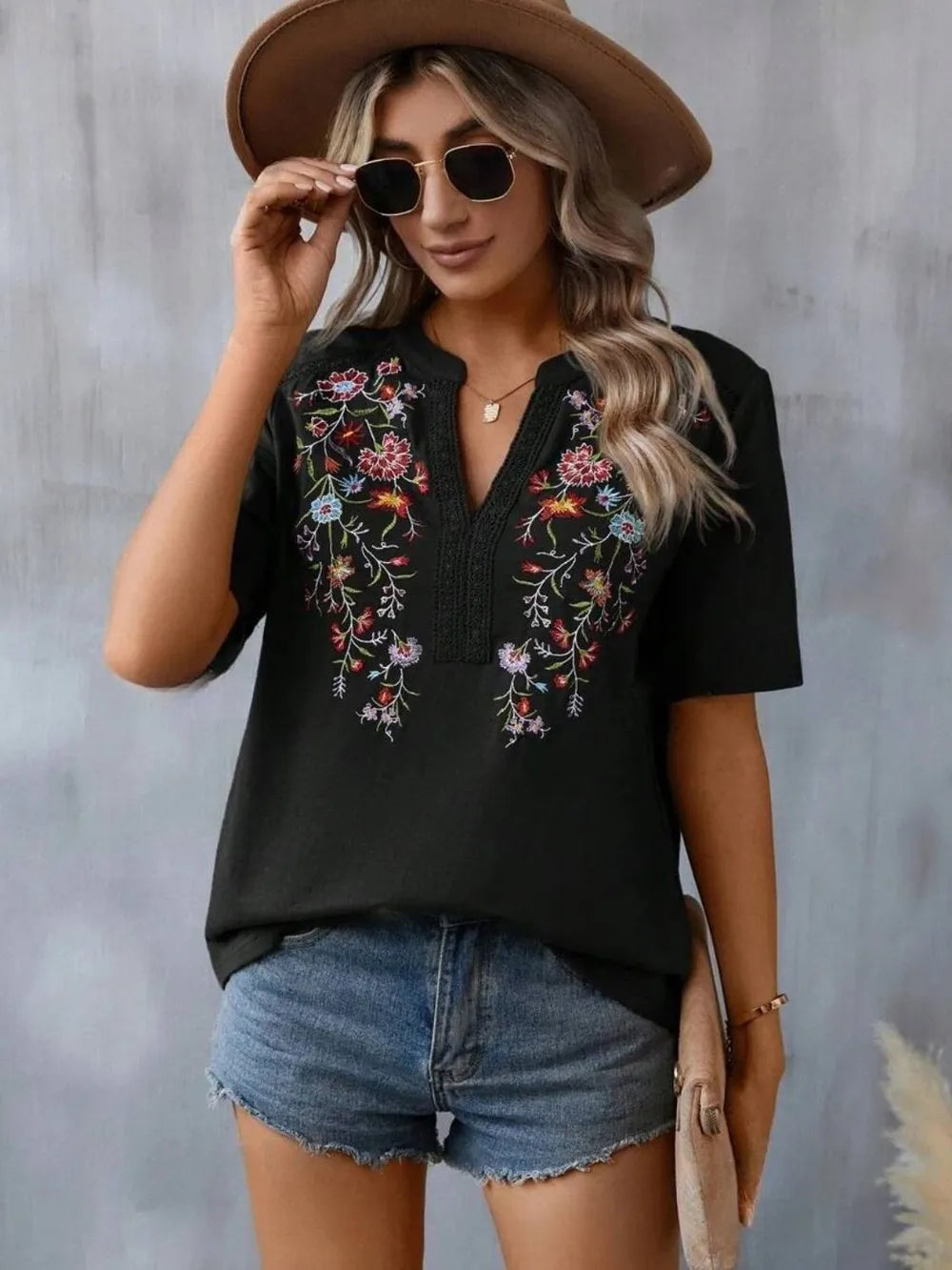 Women's Floral Embroidered Notched V-Neck T-Shirt – Short Sleeve Boho Lace Trim Top