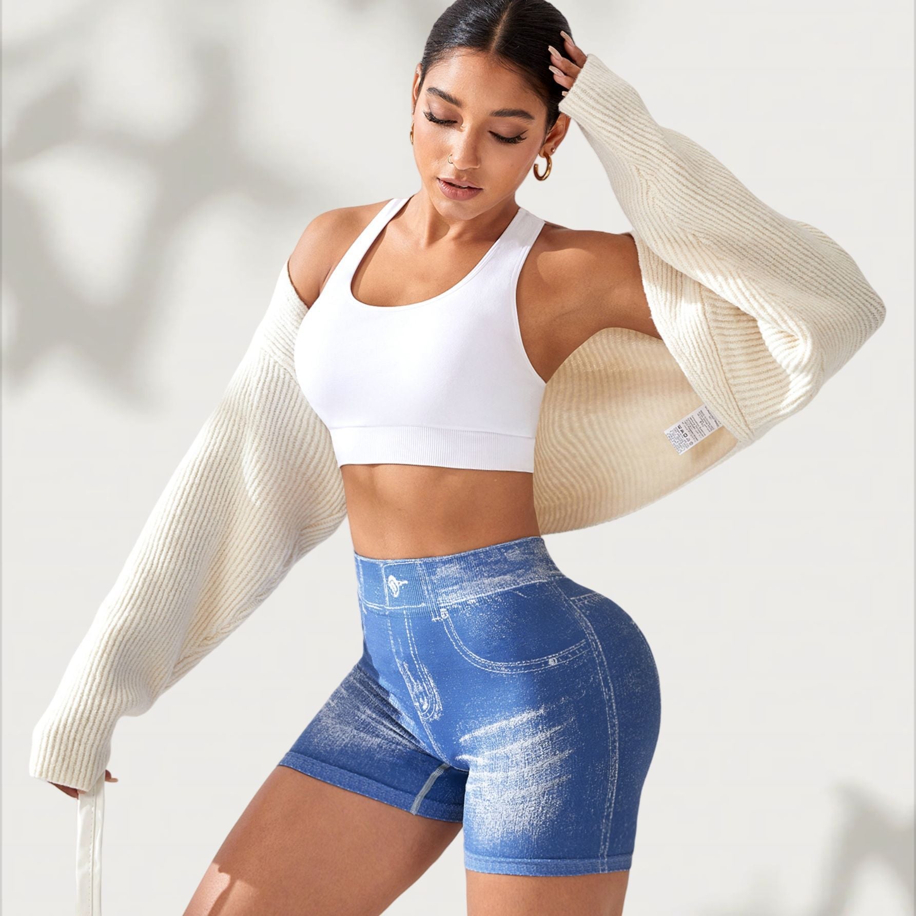 Seamless Denim-Look Yoga Shorts – Back V-Waist Hip-Lifting