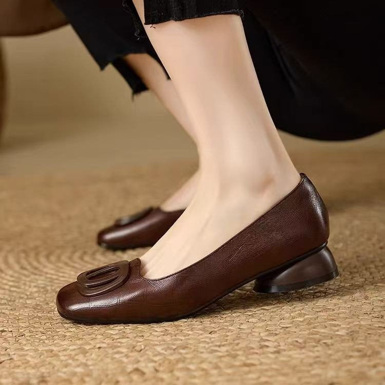 Women's French Vintage Round Toe Slip-On Flats – Low Chunky Heel Mary Jane Style