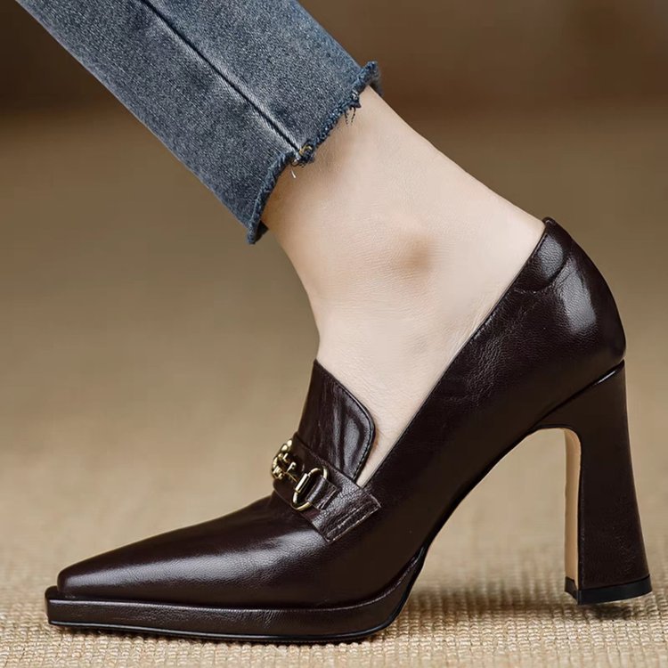 Women's Retro Chunky Heel Pointed Toe Pumps – Slip-On Office Heels