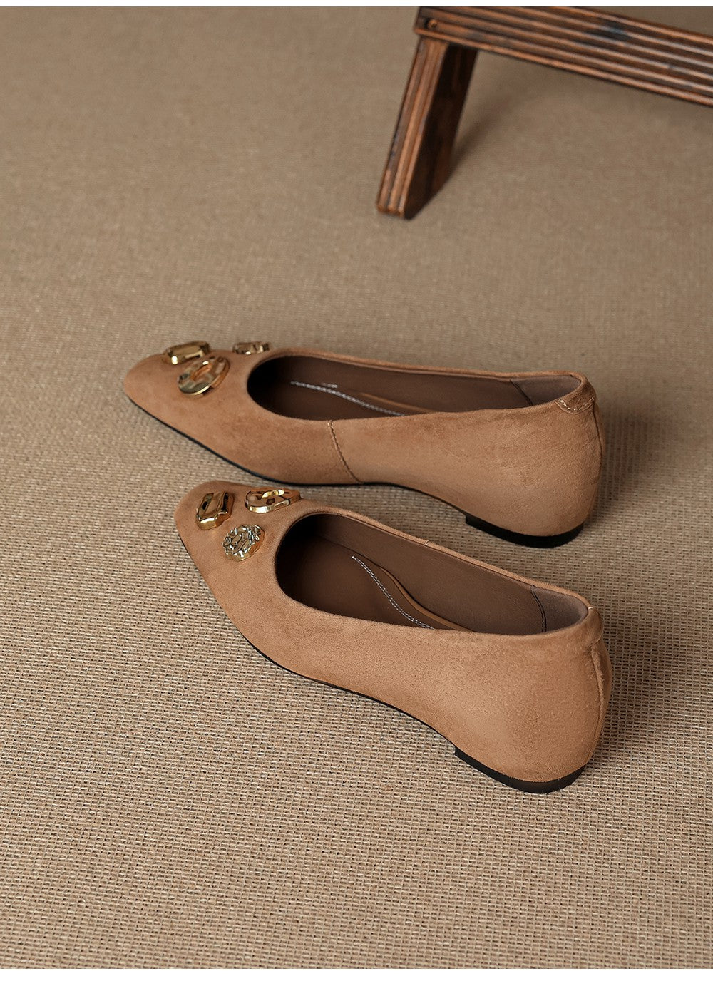 Women's French Retro Suede Pumps | Studded Slip-On Low-Cut Work Shoes with Hidden Lift | EU 36–40