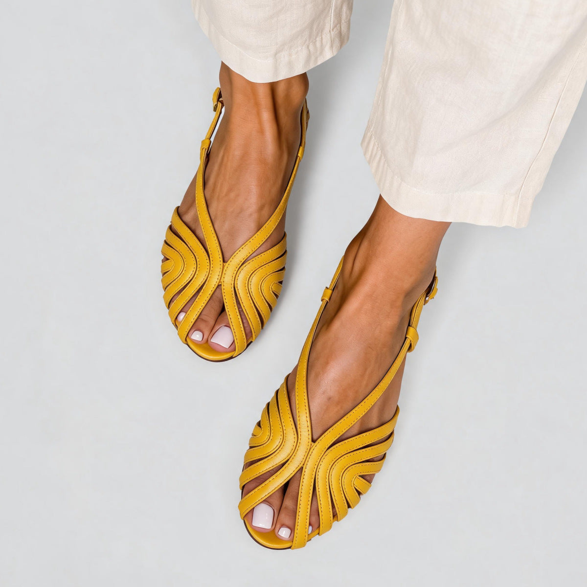 Low Heel Fish Mouth Strap Beach Sandals for Women – Casual Flat Buckle Sandal
