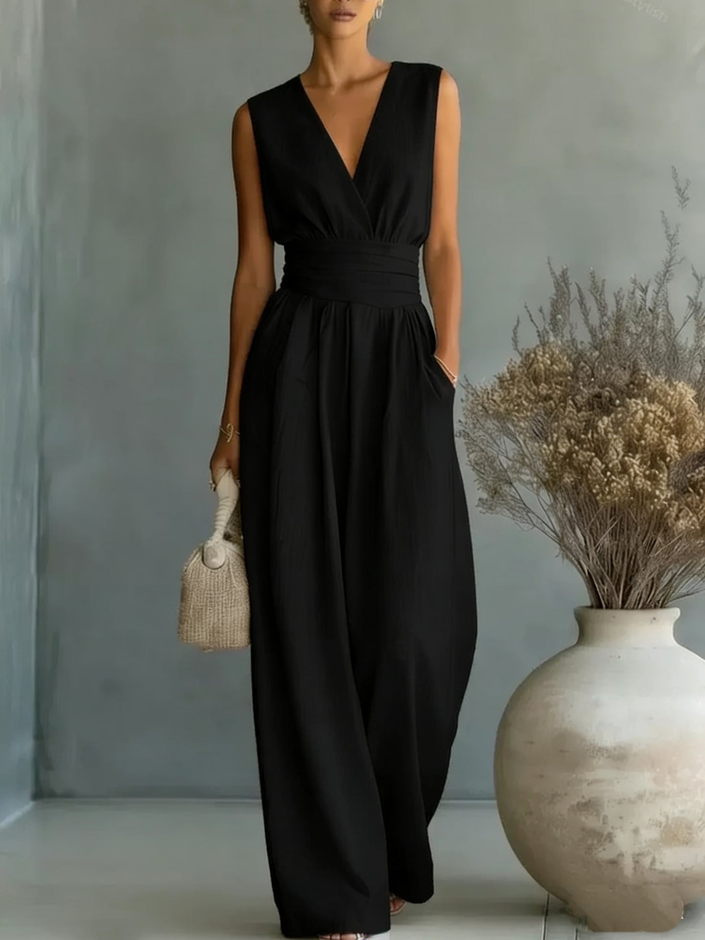 Women's Elegant V-Neck Sleeveless Jumpsuit – Waist-Cinching Straight Leg