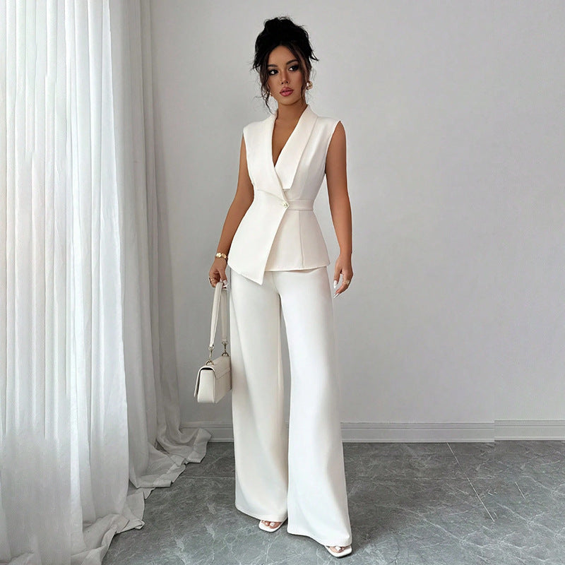 Women's Sleeveless Blazer & Straight-Leg Pants Two-Piece Set