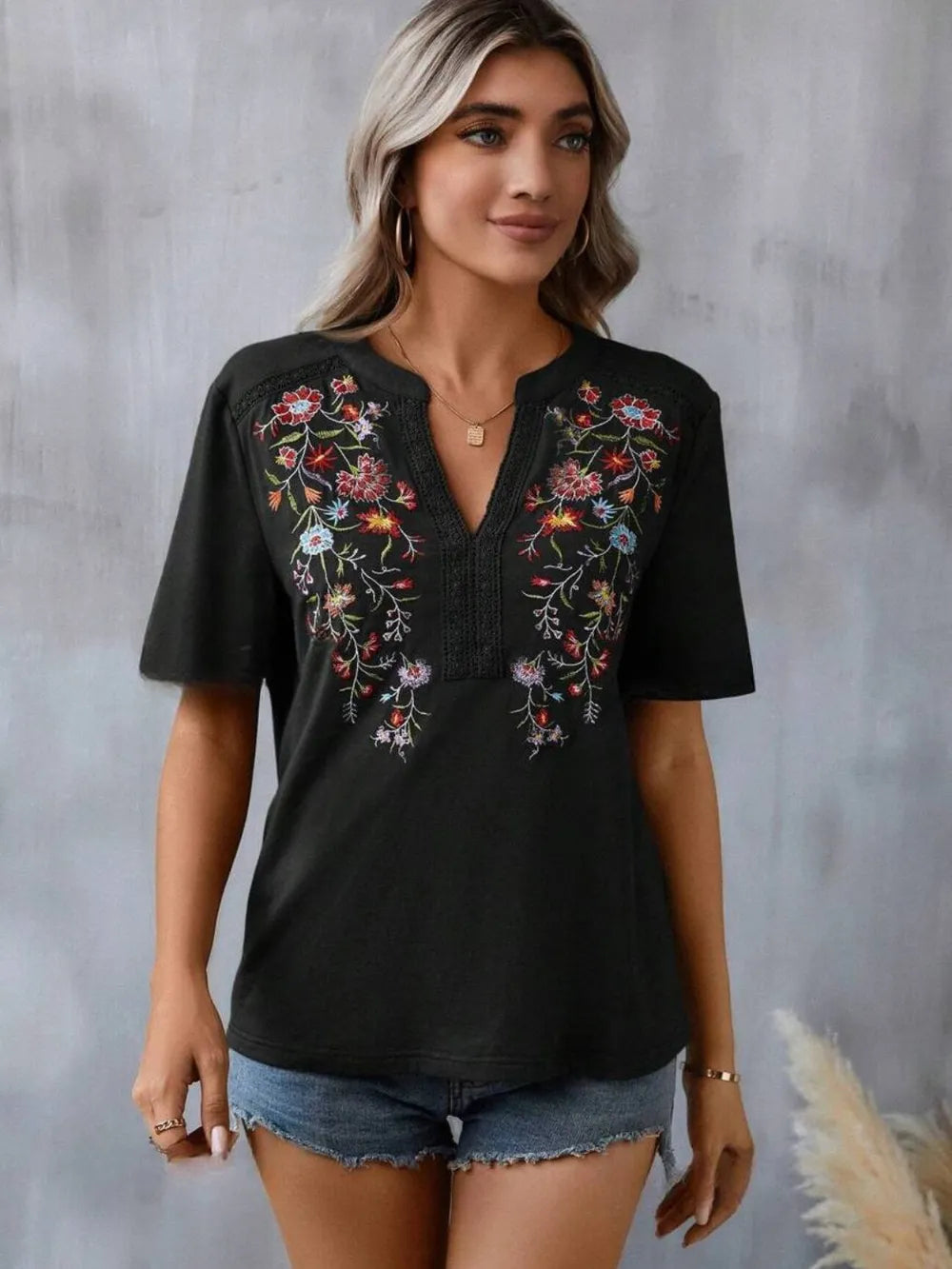 Women's Floral Embroidered Notched V-Neck T-Shirt – Short Sleeve Boho Lace Trim Top
