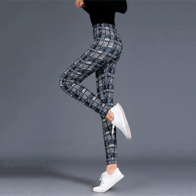 Women’s Plaid Yoga Leggings – Mid Waist Push-Up Pants
