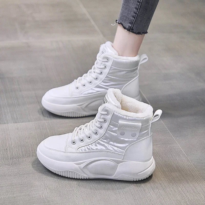 Women’s Plush-Lined Snow Boots – Non-Slip Lace-Up Winter Shoes