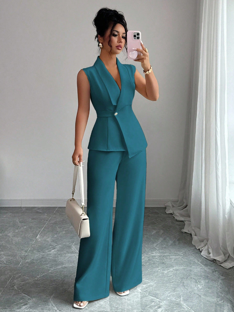 Women's Sleeveless Blazer & Straight-Leg Pants Two-Piece Set