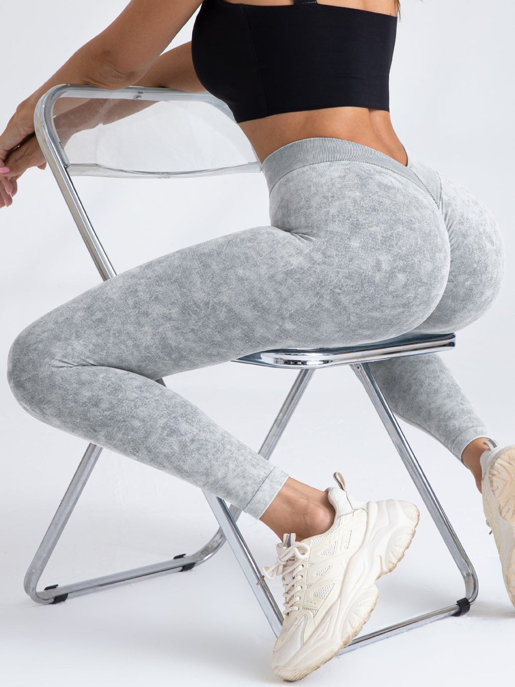 V-Back Scrunch Butt Seamless Yoga Licious Leggings