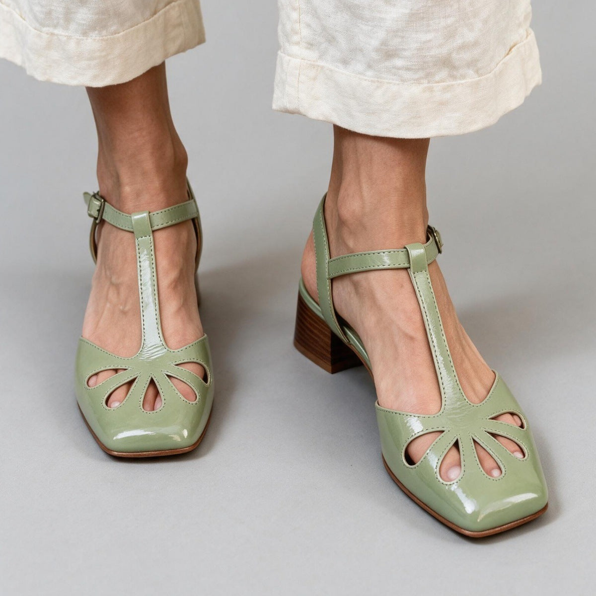 Women's Retro T-Strap Block Heel Sandals – Floral Cut-Out Square Toe