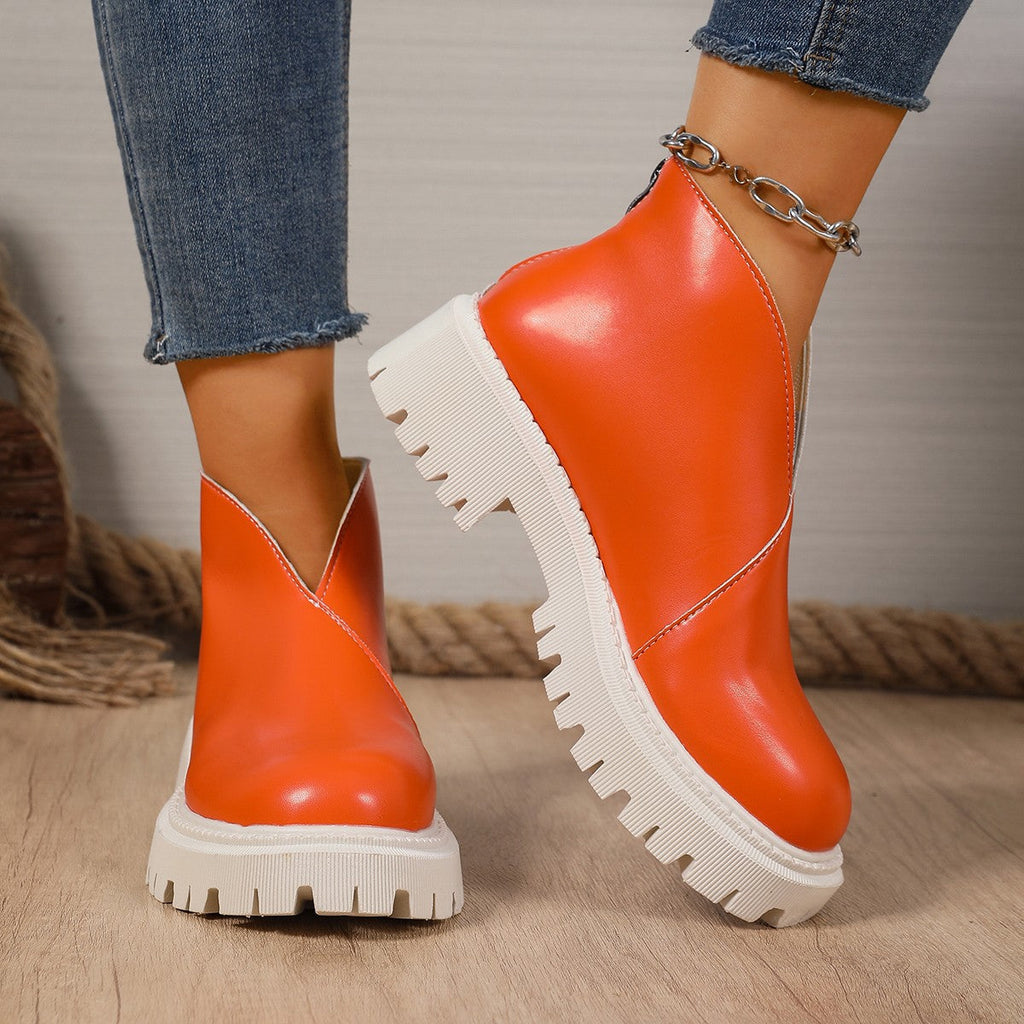 Women’s Plus-Size Chunky-Heeled Ankle Boots