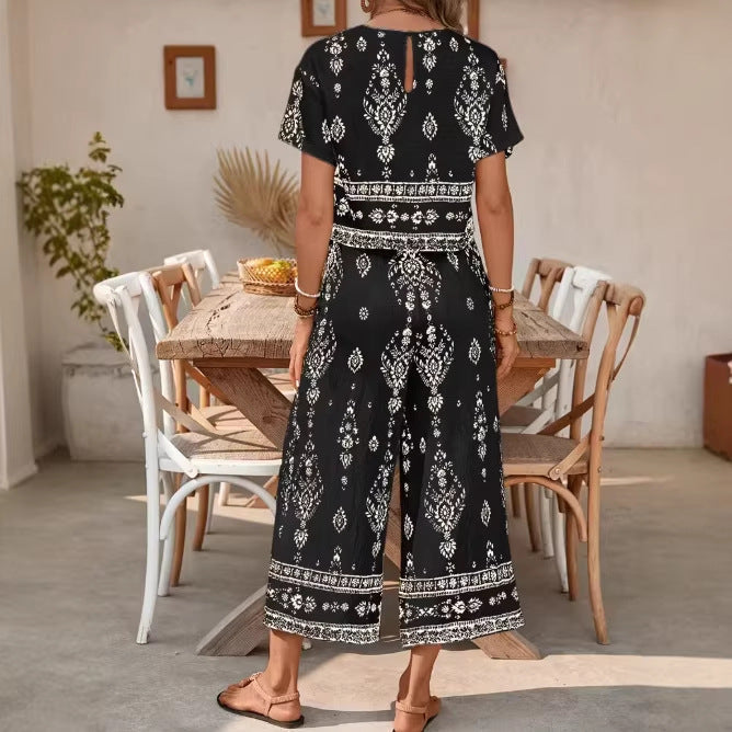Women's Ethnic Print Contrast Two-Piece Set – Top & Straight-Leg Pants