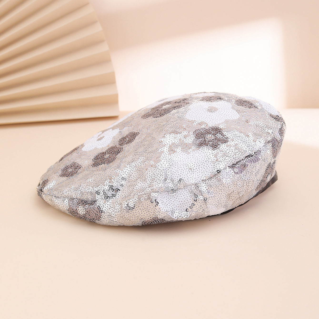 Sequin Flower Beret – Trendy Painter's Hat for Women | Outdoor & Everyday Style