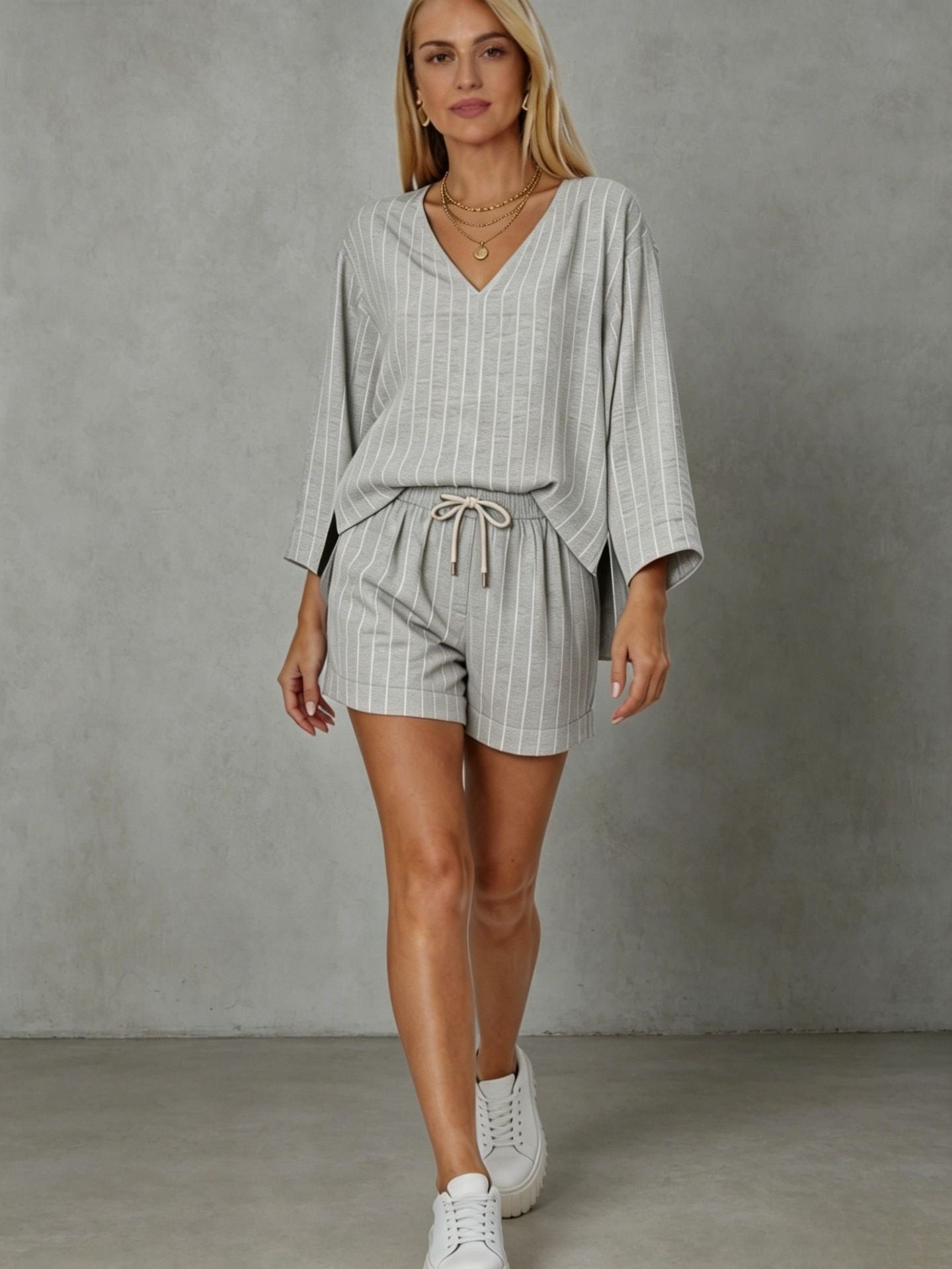 Women's Loose V-Neck Long Sleeve Striped Shorts Set – Casual Leisure