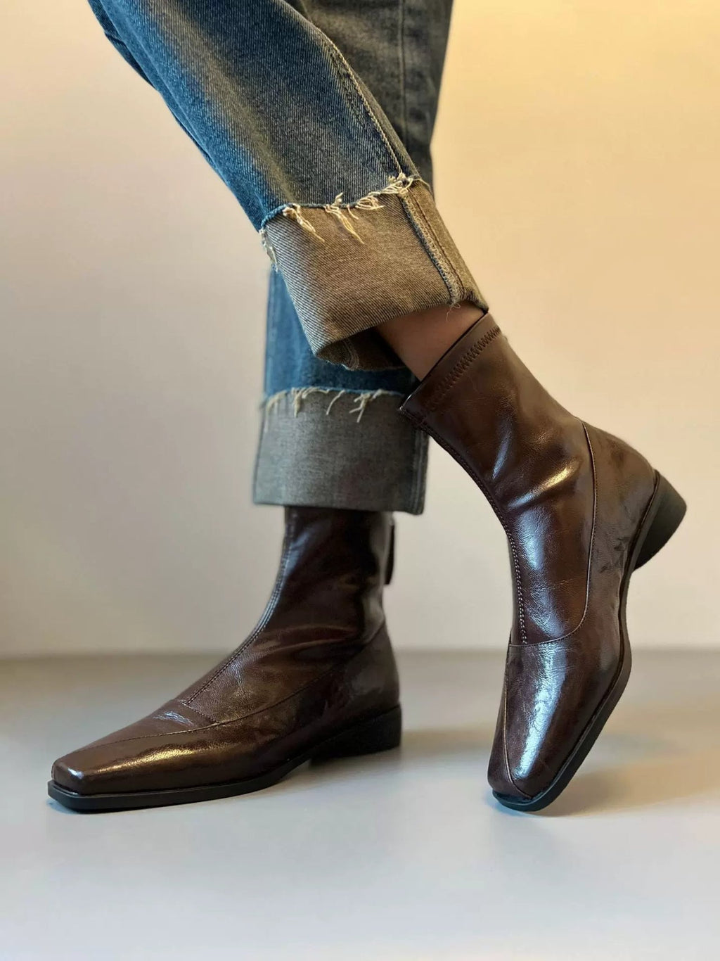 Women's French Retro Genuine Leather Square Toe Block Heel Ankle Boots