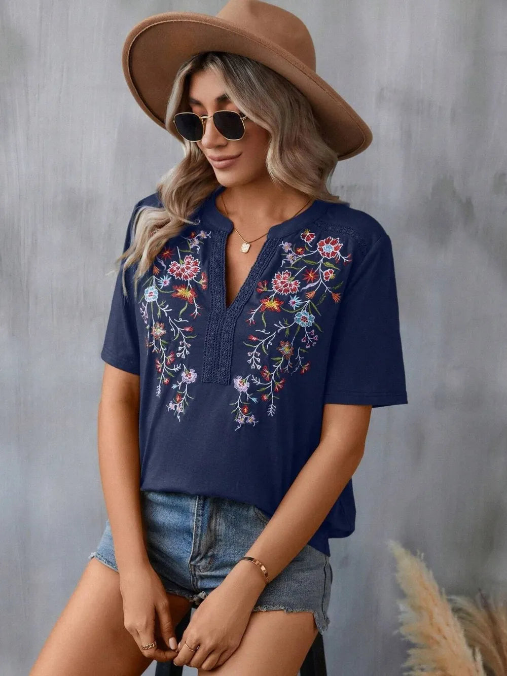 Women's Floral Embroidered Notched V-Neck T-Shirt – Short Sleeve Boho Lace Trim Top