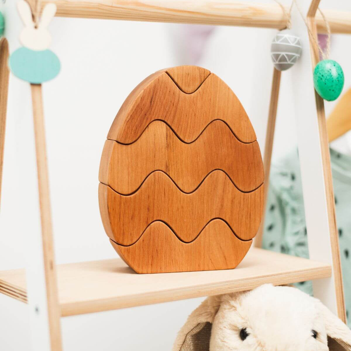 Easter egg stacker
