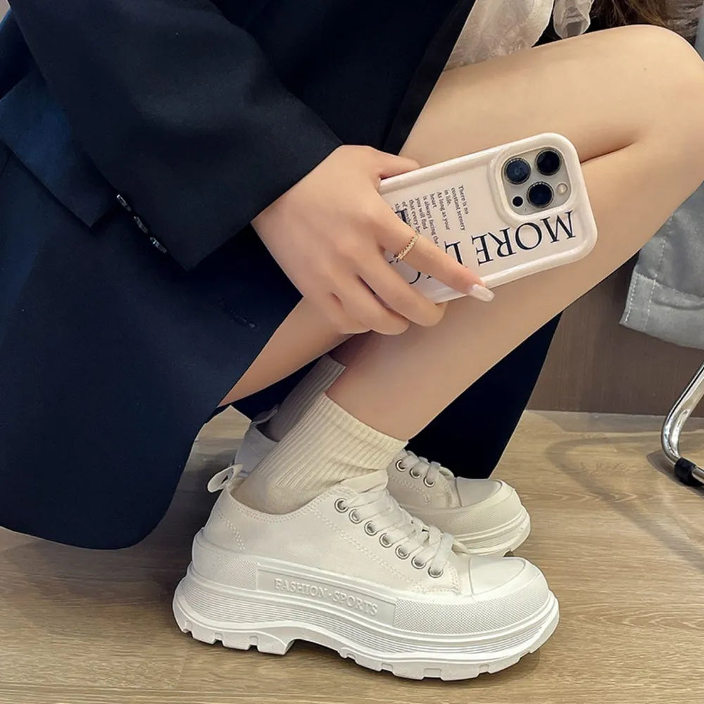 Lace-Up Round Toe Platform Sneakers – Canvas Chunky Sole