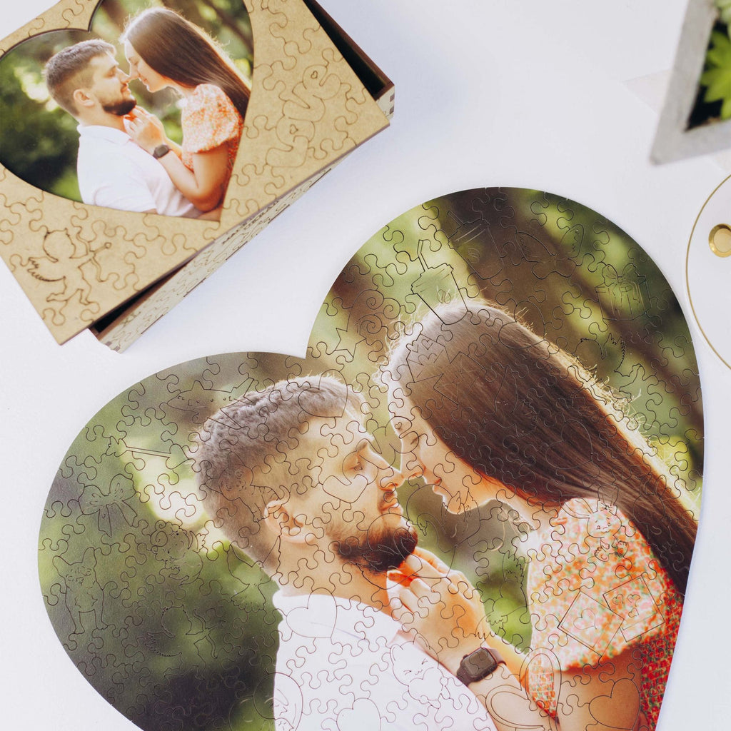 Wooden jigsaw puzzle – Heart-Shaped Custom Photo Puzzle
