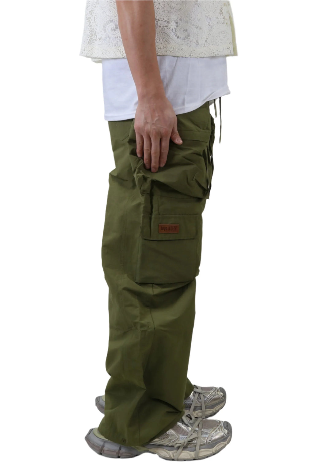 VONT FINE TWILL NYLON BAGGY FIT CARGO PANTS