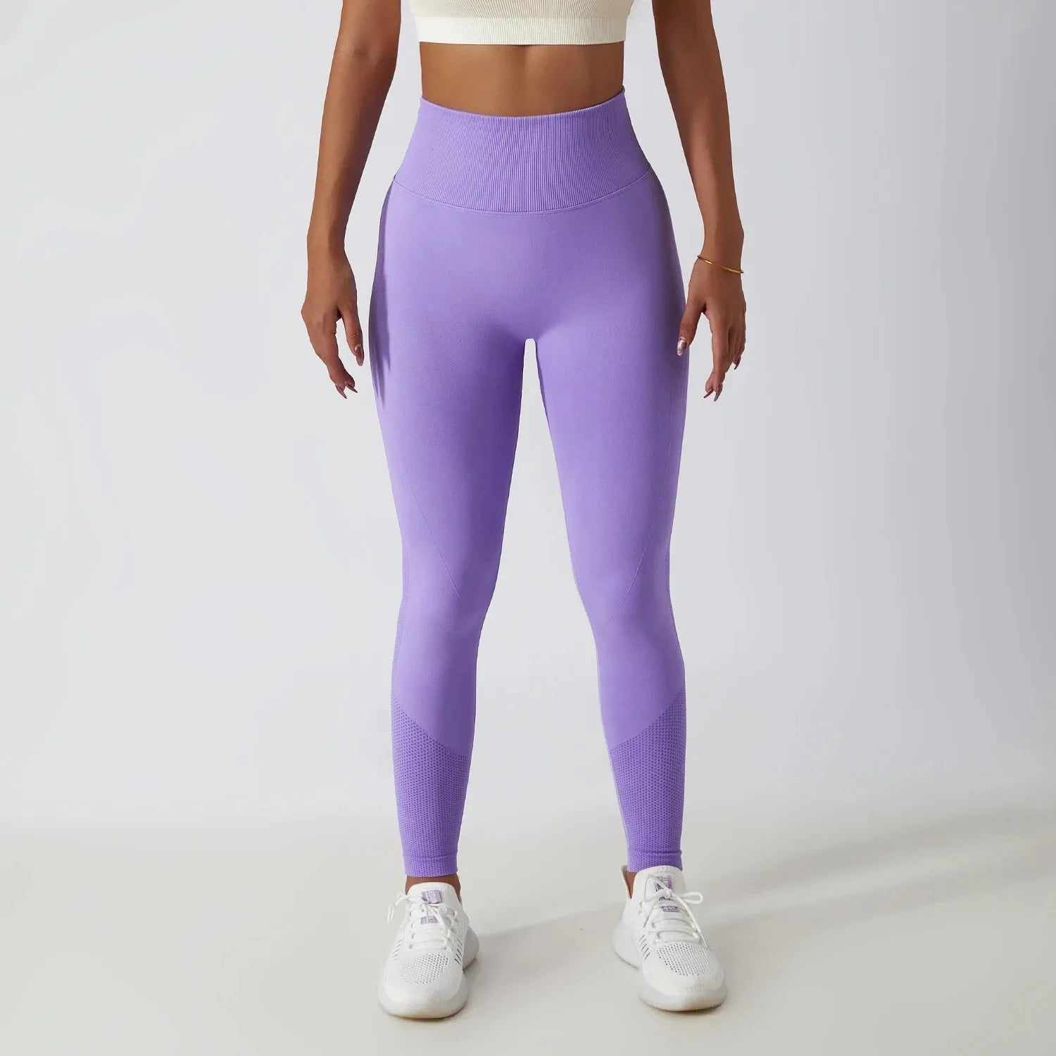 Seamless Ribbed Yoga Leggings – Tummy Control Fit