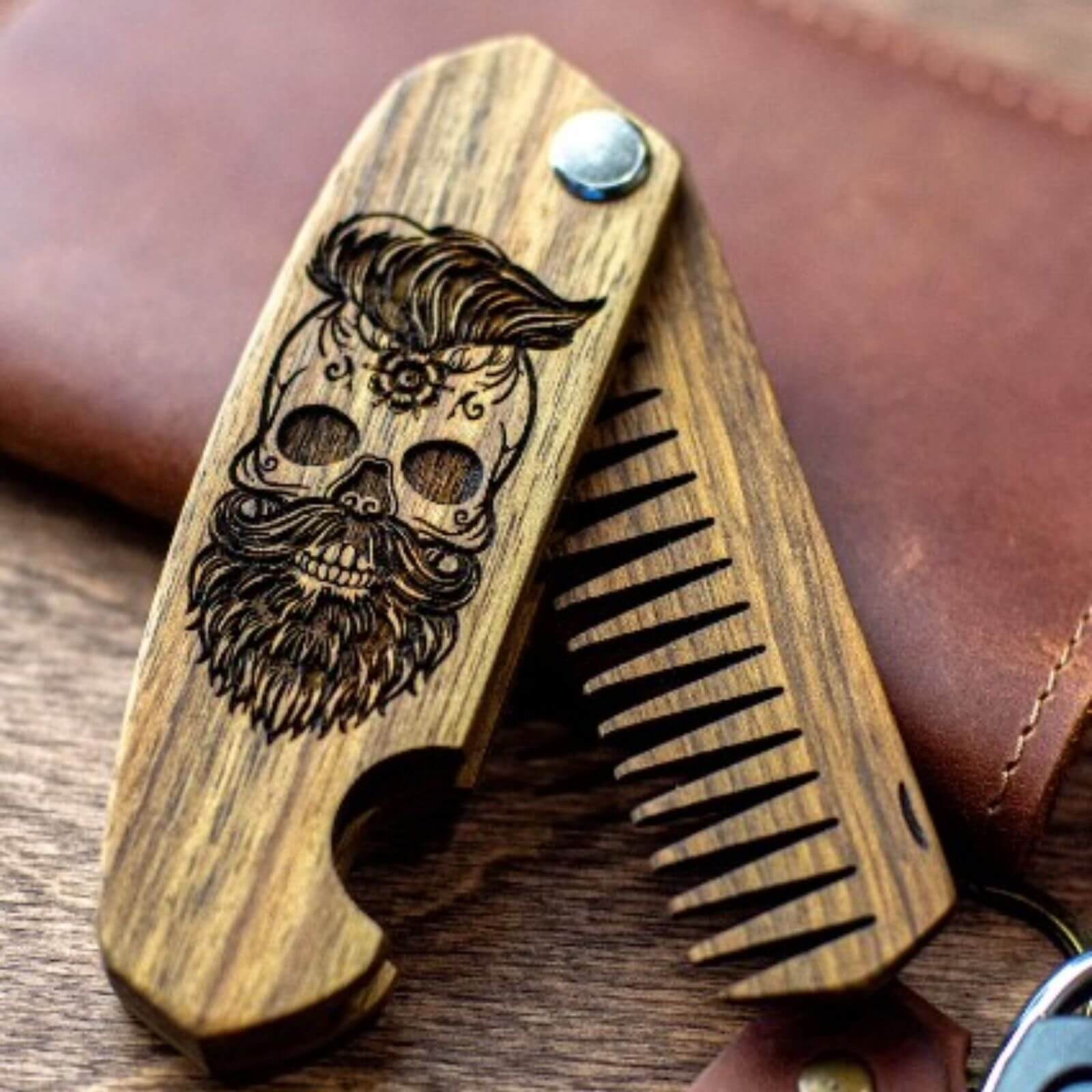 Wooden Beard Comb - Skull