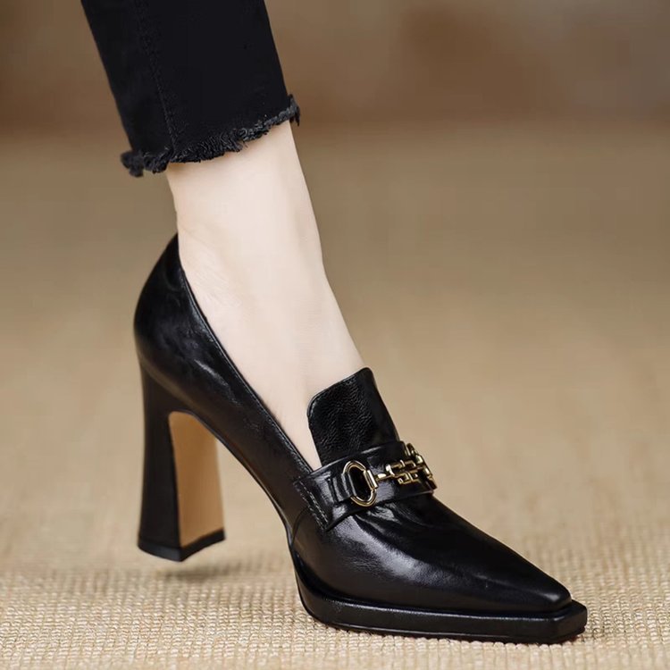 Women's Retro Chunky Heel Pointed Toe Pumps – Slip-On Office Heels