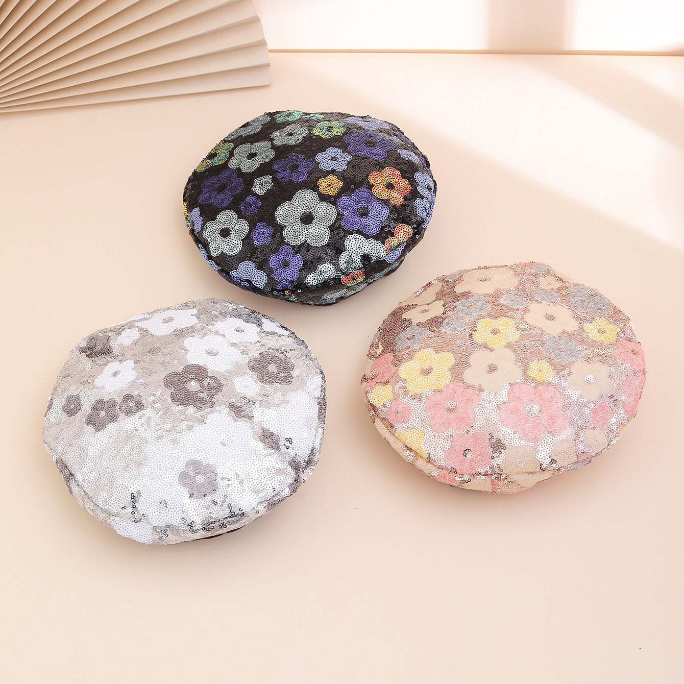Sequin Flower Beret – Trendy Painter's Hat for Women | Outdoor & Everyday Style