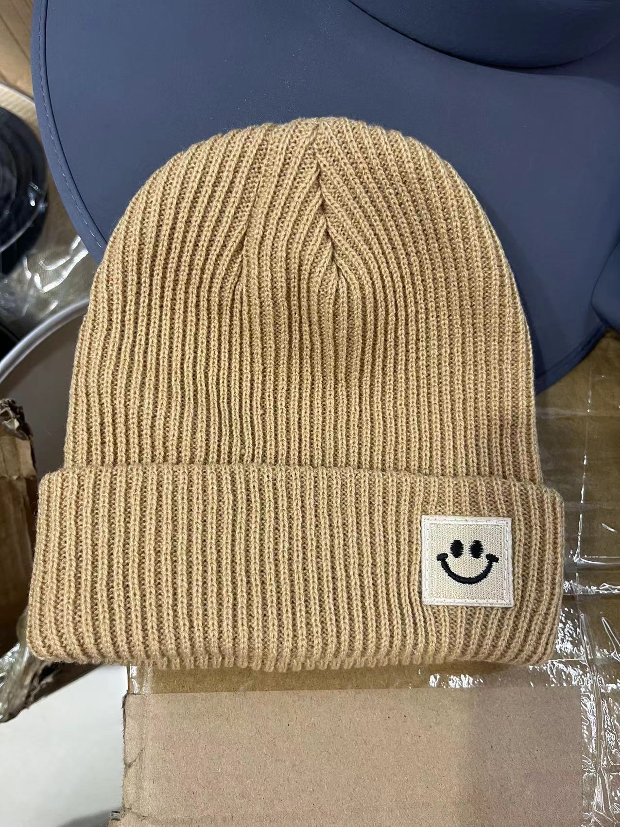 Women’s Winter Solid Color Knitted Hat – Soft Warm Everyday Beanie