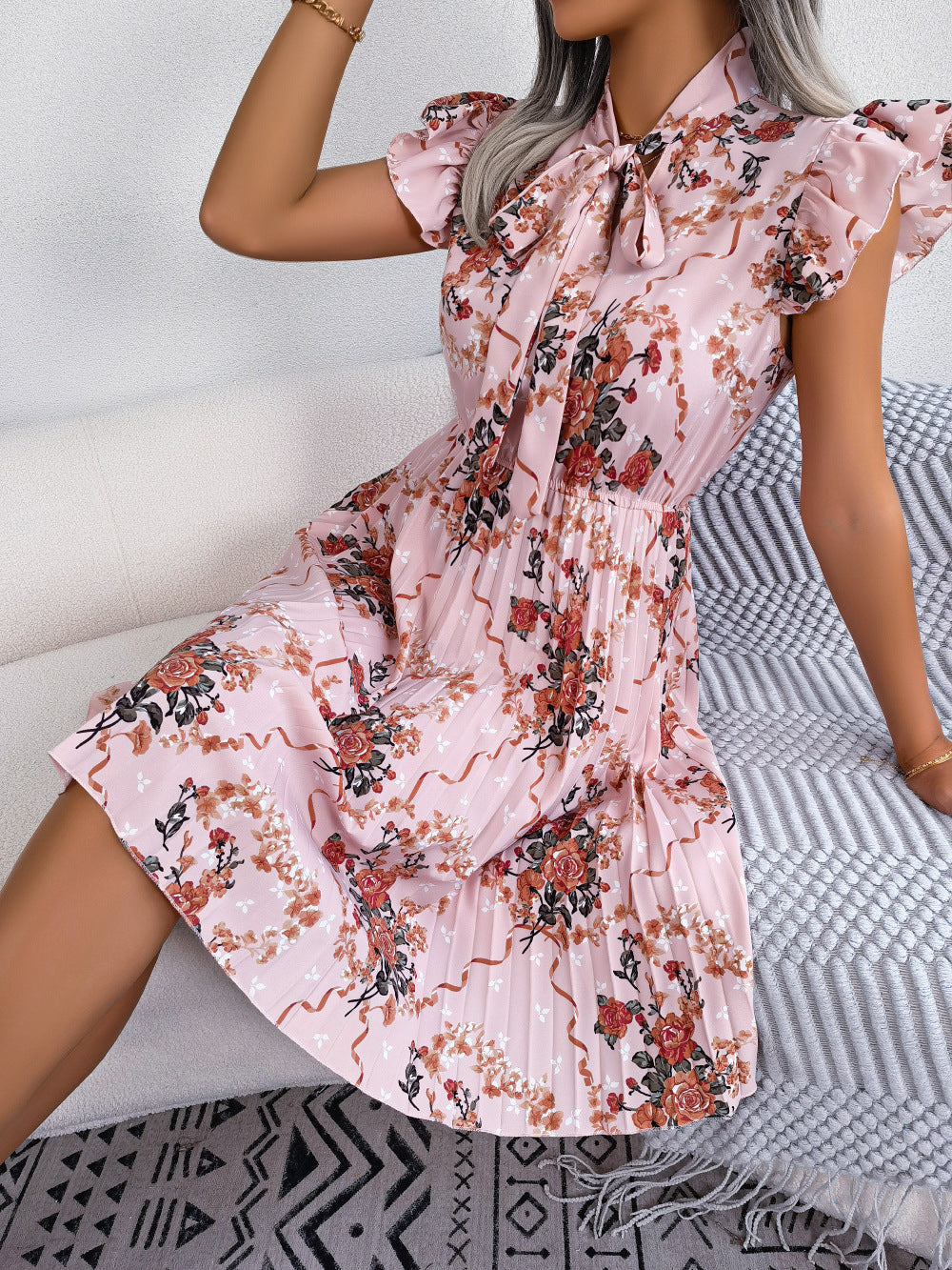 🌸 Dignified Flowers Lace-Up Waist Pleated Maxi Skirt