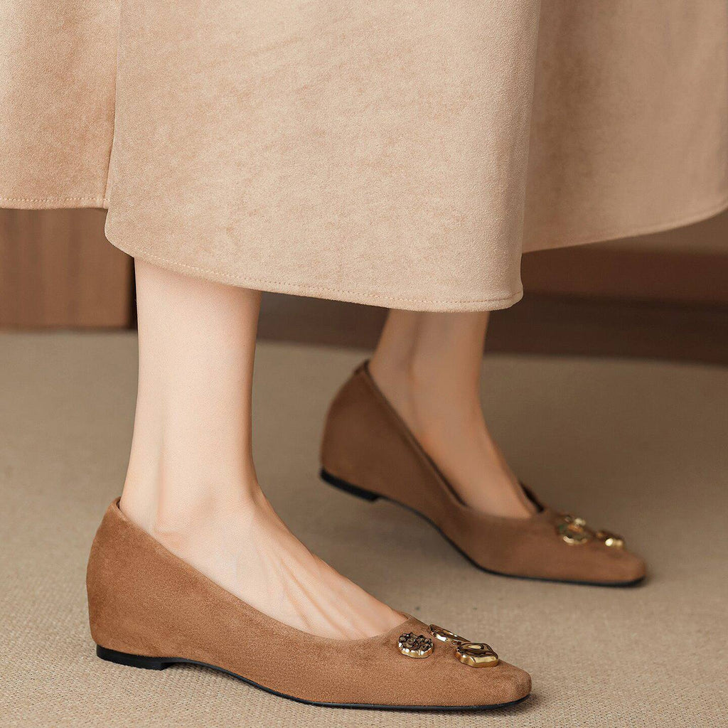 Women's French Retro Suede Pumps | Studded Slip-On Low-Cut Work Shoes with Hidden Lift | EU 36–40