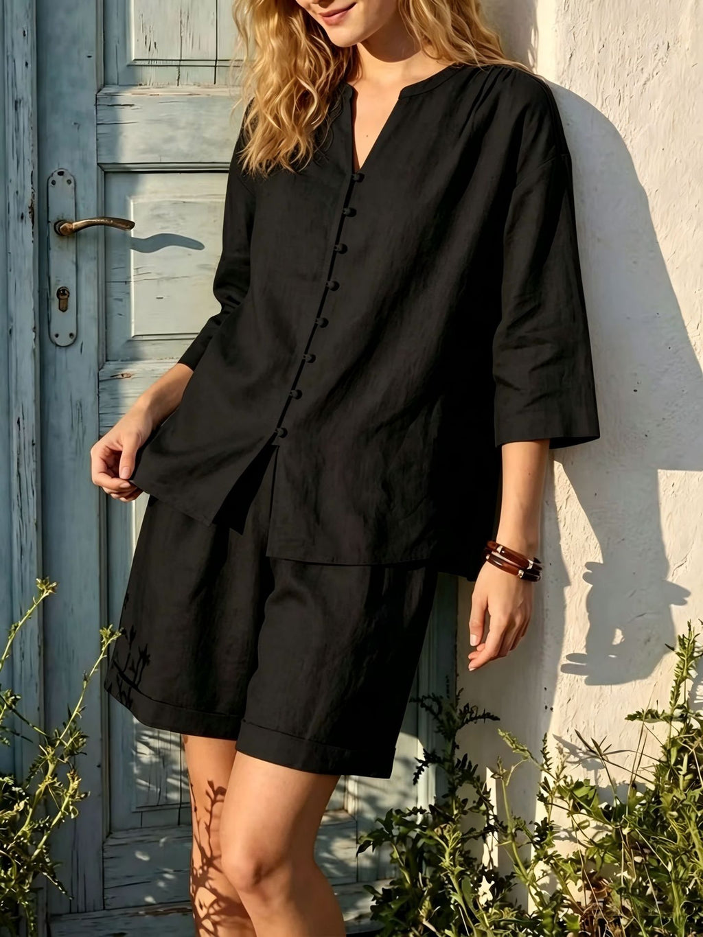 Women's V-Neck Top & High-Waist Wide-Leg Shorts Two-Piece Set