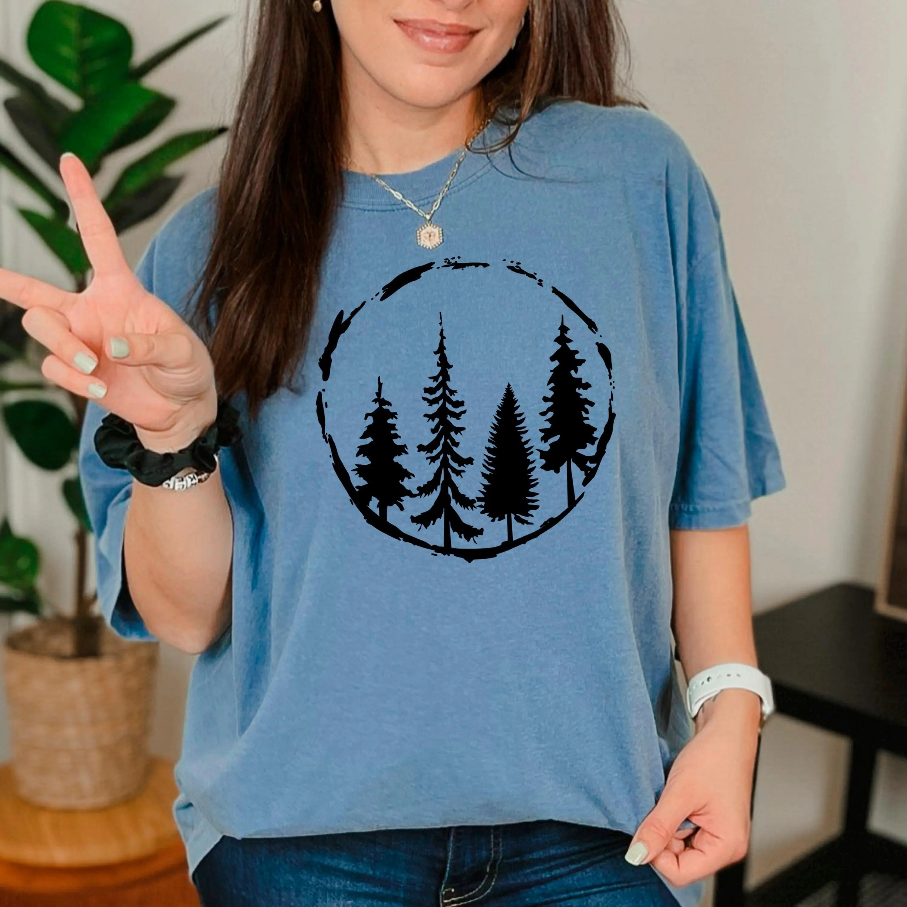 Forest Tree Graphic Tee for Nature Lovers – Soft Vintage Washed Comfort Colors Outdoor Shirt with Minimalist Pine Tree Design