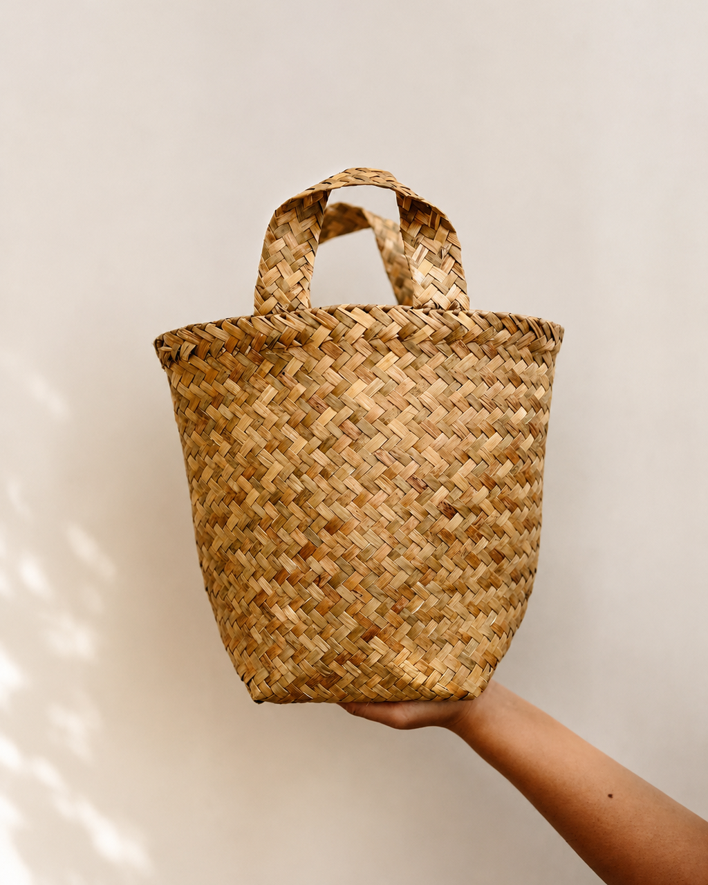 Isla Woven Handbag