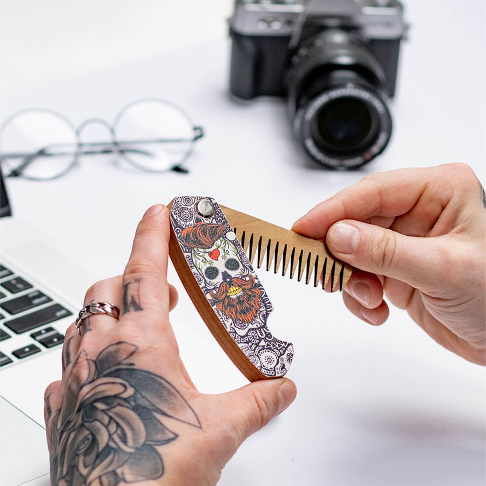 Wooden Beard Comb - Skull Gingerhead