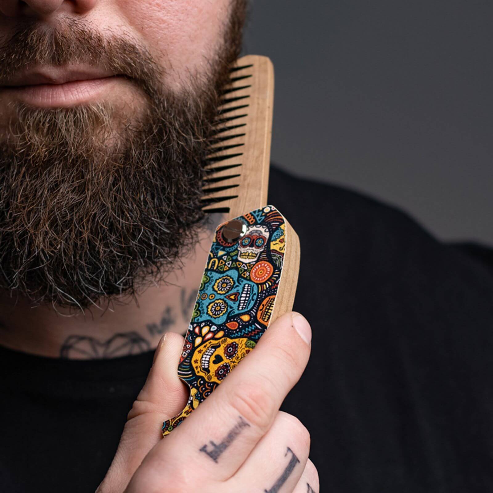 Wooden Beard Comb - Skull Gingerhead