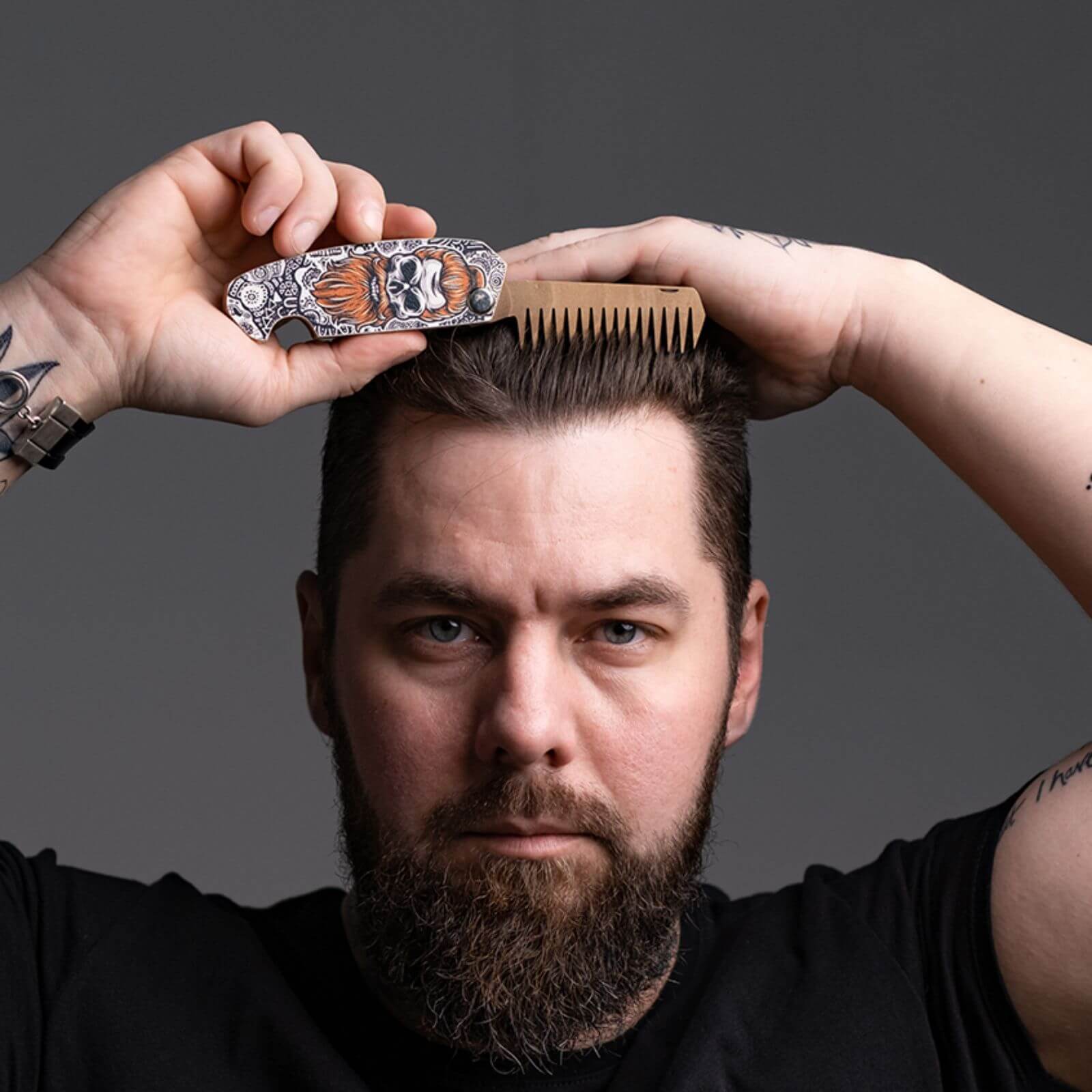 Wooden Beard Comb - Skull Gingerhead